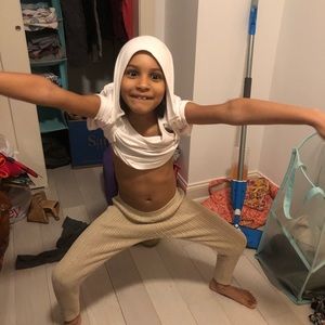 Meet your Posher, Riley